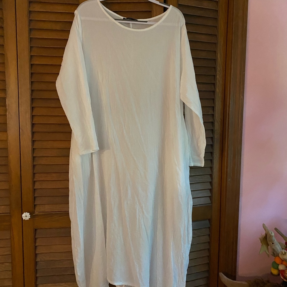 Chic Long Sleeve White Dress